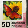 Diamond Painting Sommerfulg i blomst 30x30cm